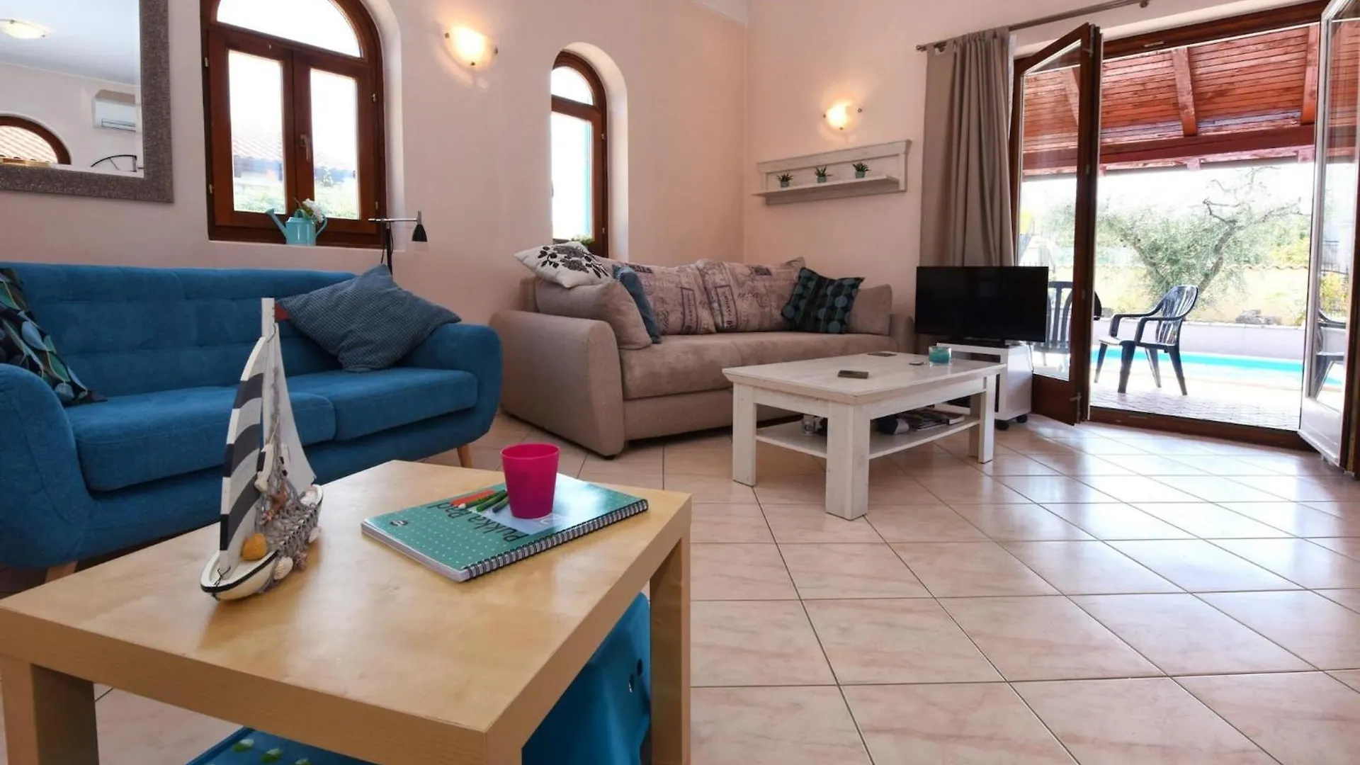Vila Cherry House With View